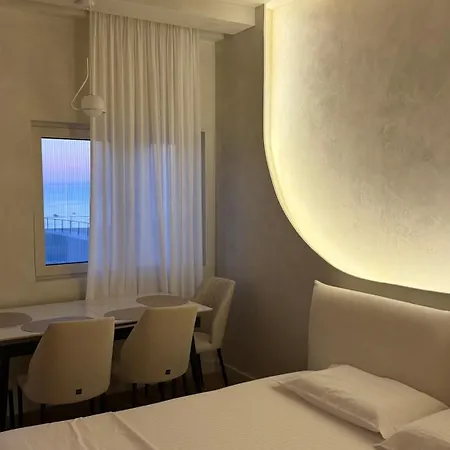 The Azzure Nook Apartment *