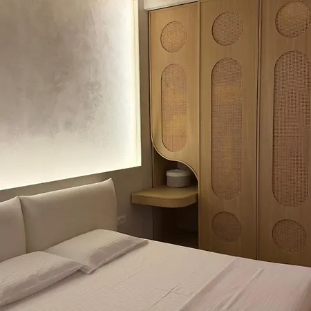 The Azzure Nook Apartment *